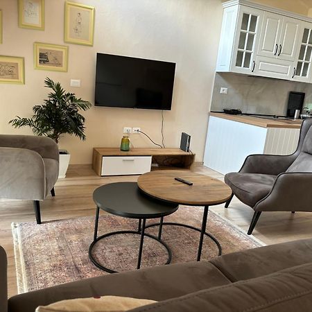 Vacation Studio By Andrea Tirana Kültér fotó